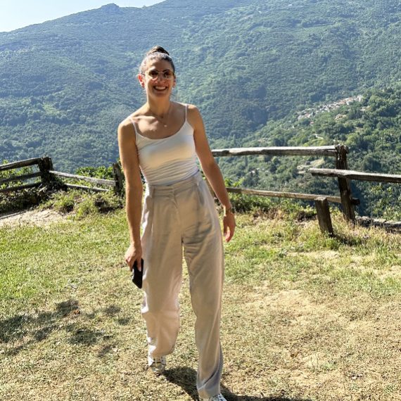 Contact Victoria Palaiopanou